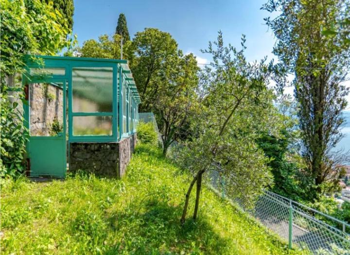 Varenna Wonders, Villa con barbecue e piscina comoda per 13 ospiti Perledo Exterior foto